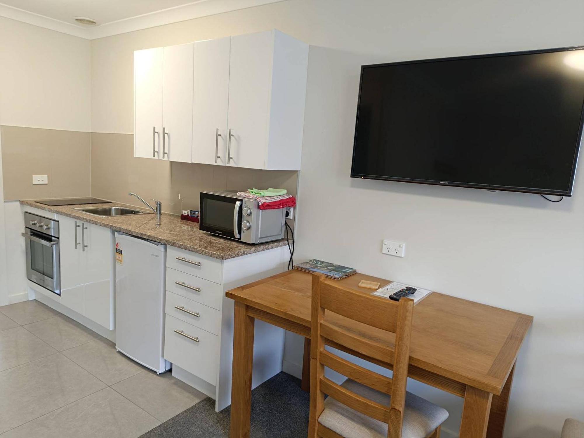 דנידין Bayfield Motel And Apartment מראה חיצוני תמונה