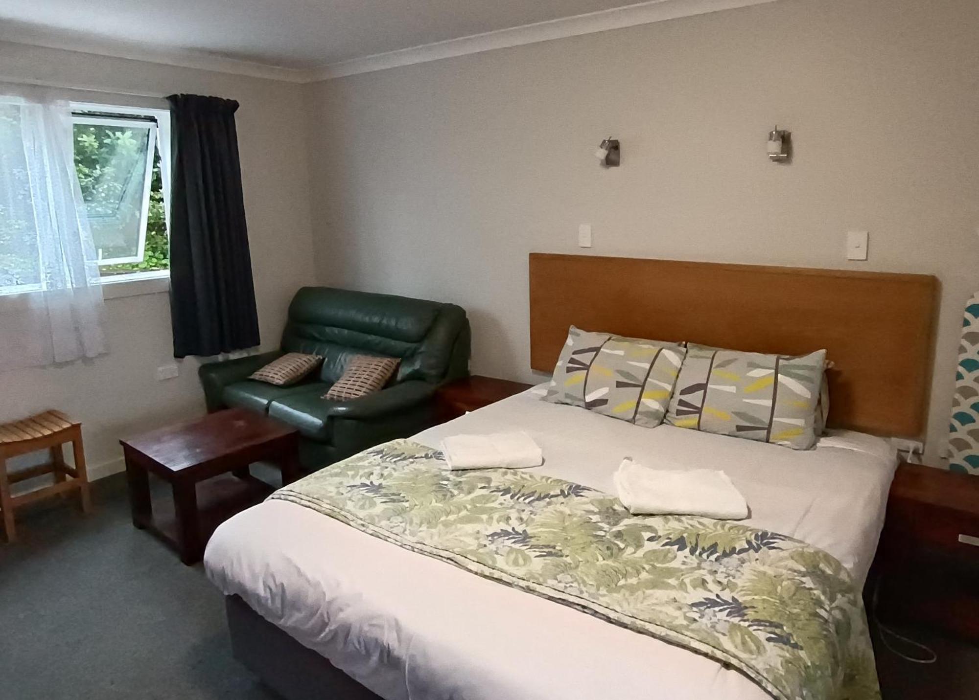 דנידין Bayfield Motel And Apartment מראה חיצוני תמונה