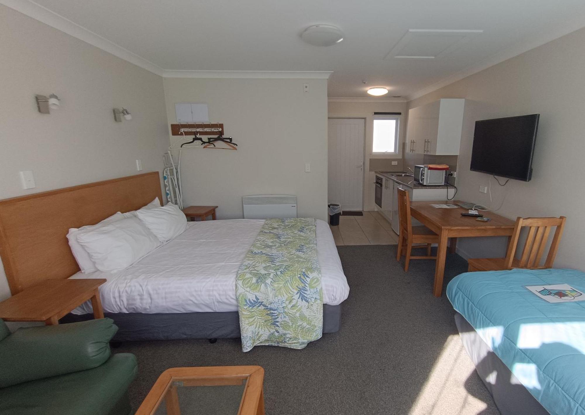 דנידין Bayfield Motel And Apartment מראה חיצוני תמונה