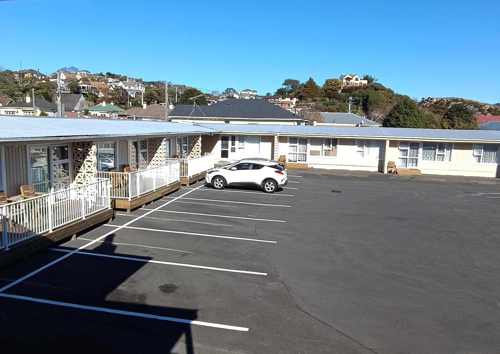 דנידין Bayfield Motel And Apartment מראה חיצוני תמונה