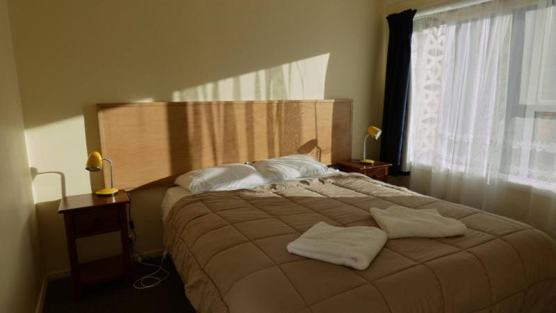 דנידין Bayfield Motel And Apartment מראה חיצוני תמונה