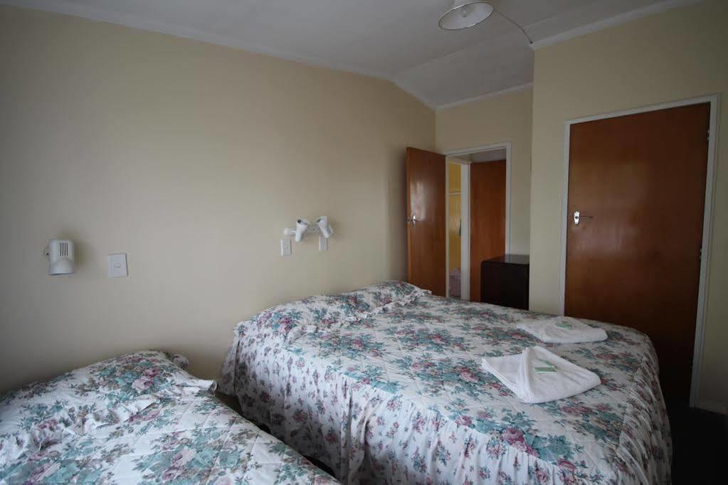 דנידין Bayfield Motel And Apartment מראה חיצוני תמונה