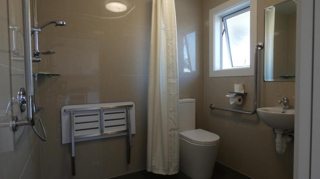 דנידין Bayfield Motel And Apartment מראה חיצוני תמונה